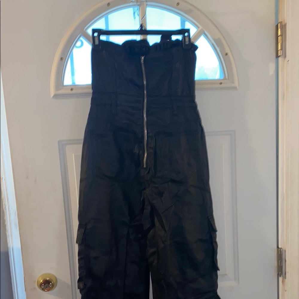 PrettyLittleThing Black Jumpsuit with Insulated Design - Picture 4 of 4